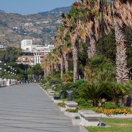 B&B I Bronzi Ρέτζιο ντι Καλάμπρια Εξωτερικό φωτογραφία